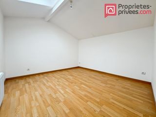  Immeuble � vendre 15 + pi�ces 300 m�