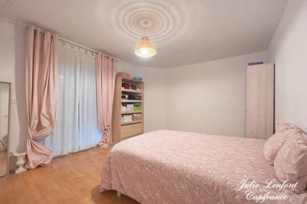 � vendre  Maison Vienne-en-Val (45510)