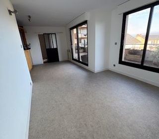  Appartement � louer 4 pi�ces 101 m�