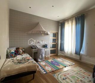  Maison � vendre 8 pi�ces 240 m�