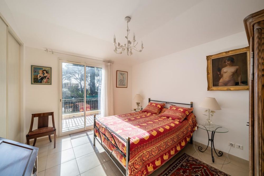 � vendre  Villa Antibes (06600)