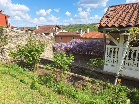   Maison Maison - 4 pi�ce(s) - 100 m�