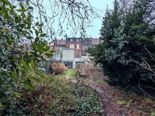  Maison � vendre 9 pi�ces 394 m�