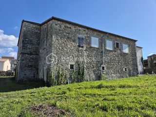  Maison � vendre 9 pi�ces 400 m�