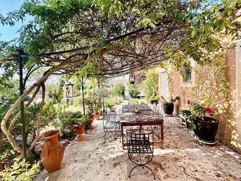   LAURAGUEL - MAISON - JARDIN - PISCNE - GARAGE Maison - 6 pi�ce(s) - 136 m�