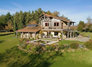  Maison � vendre 8 pi�ces 215 m�