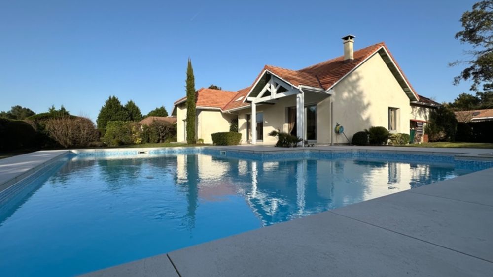 � vendre  Villa Pessac (33600)