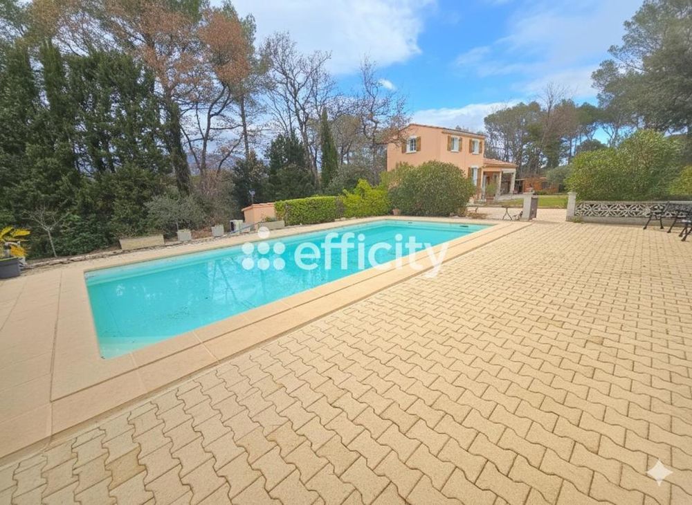 � vendre  Villa Rousset (13790)