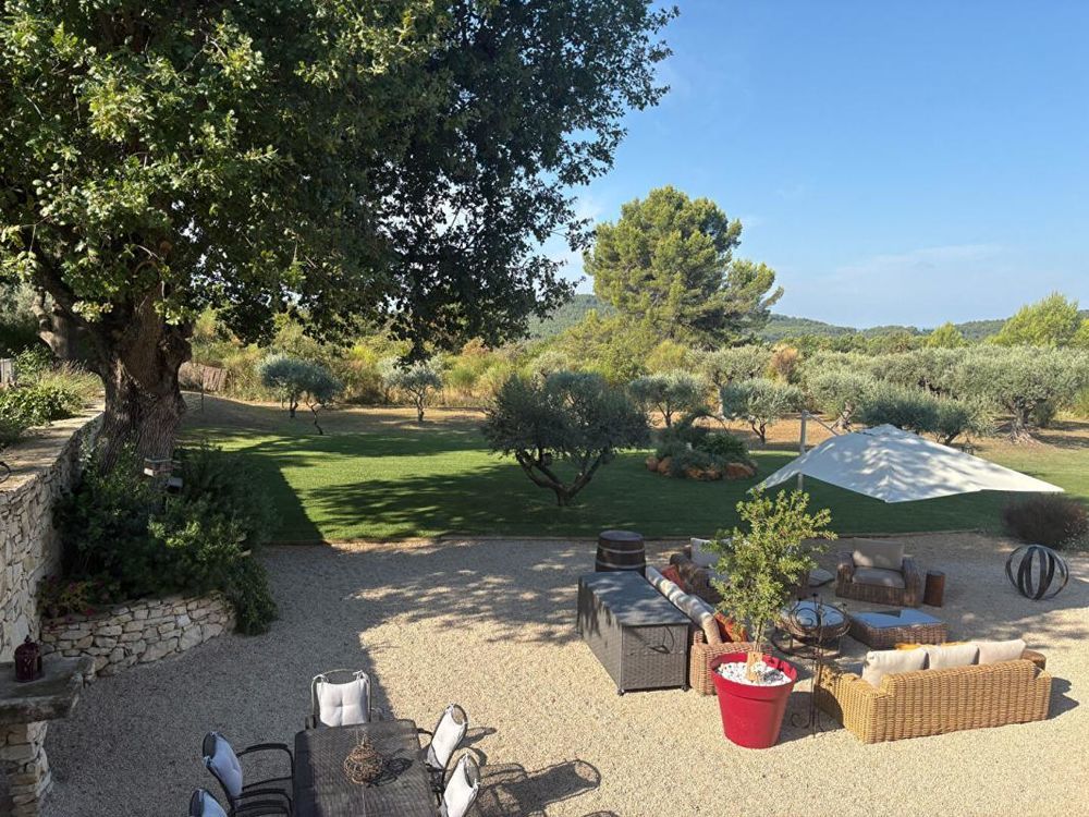 � vendre  Propri�t�/ch�teau Pernes-les-Fontaines (84210)