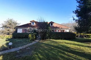  Maison � vendre 6 pi�ces 205 m�