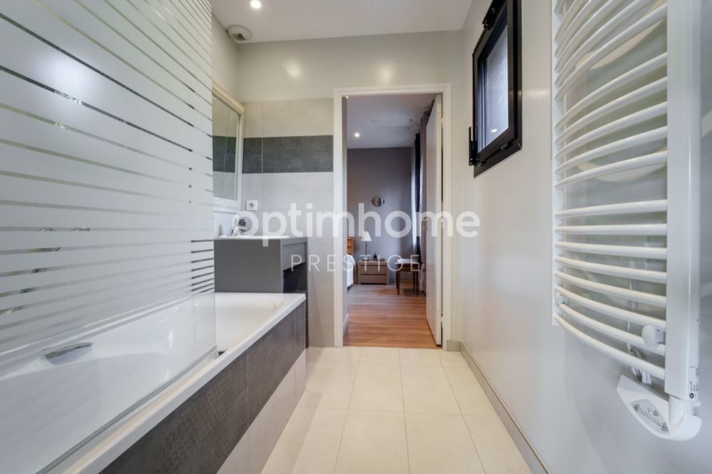 � vendre  Maison Saint-Cyr-sur-Loire (37540)