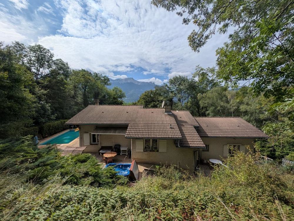 � vendre  Villa Fontanil-Cornillon (38120)