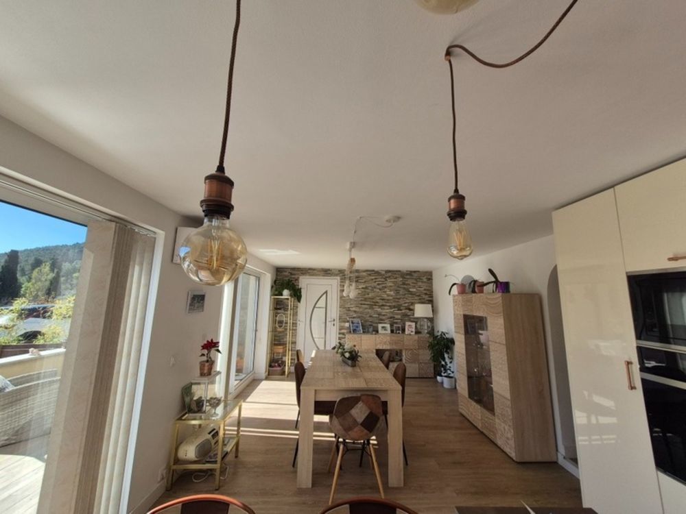 � vendre  Maison Solli�s-Toucas (83210)