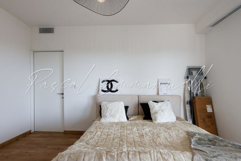 � vendre  Appartement Villeneuve-Loubet (06270)