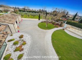  Maison � vendre 15 + pi�ces 471 m�