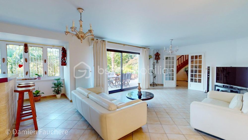 � vendre  Propri�t�/ch�teau Milly-la-For�t (91490)