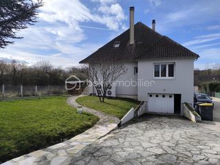  Maison � vendre 10 pi�ces 228 m�