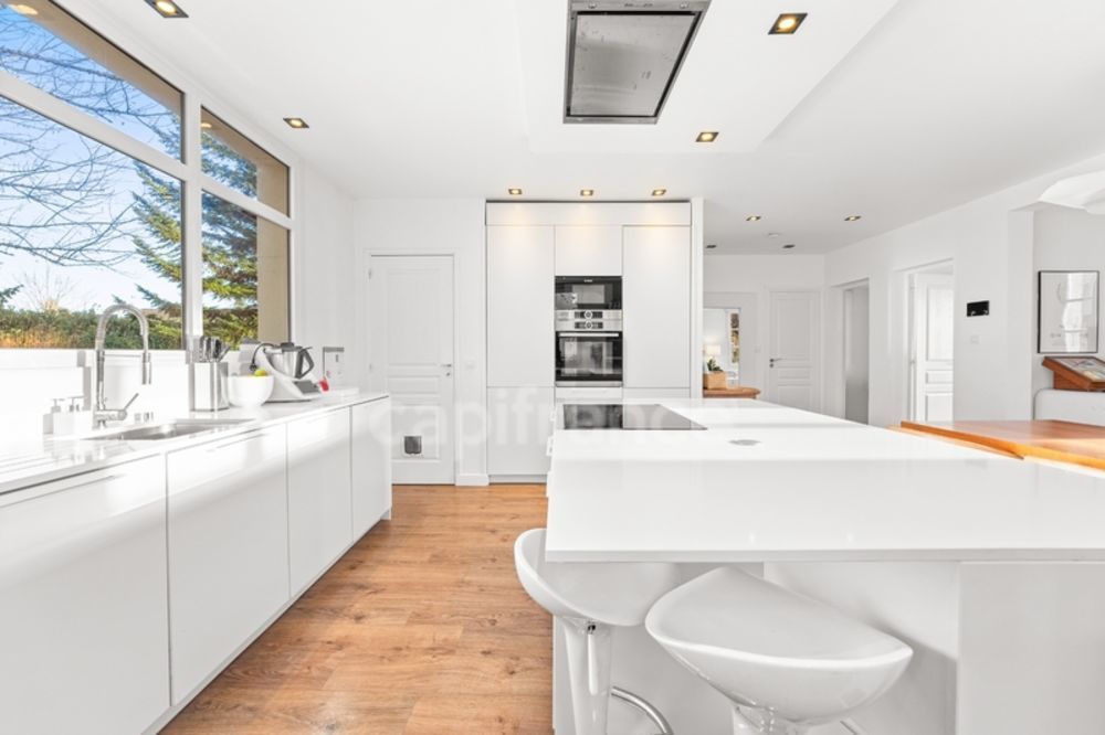 � vendre  Maison Divonne-les-Bains (01220)