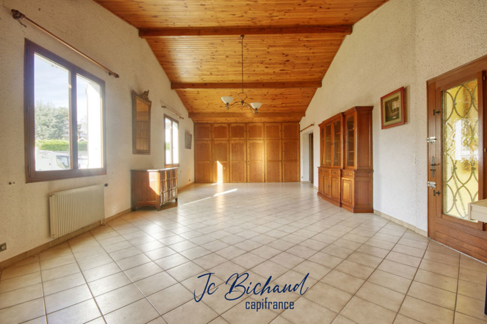 � vendre  Maison Collonges-au-Mont-d'Or (69660)