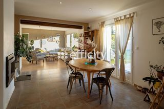  Villa � vendre 5 pi�ces 150 m�