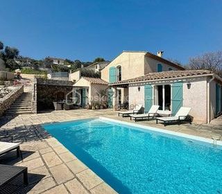  Villa � vendre 5 pi�ces 160 m�