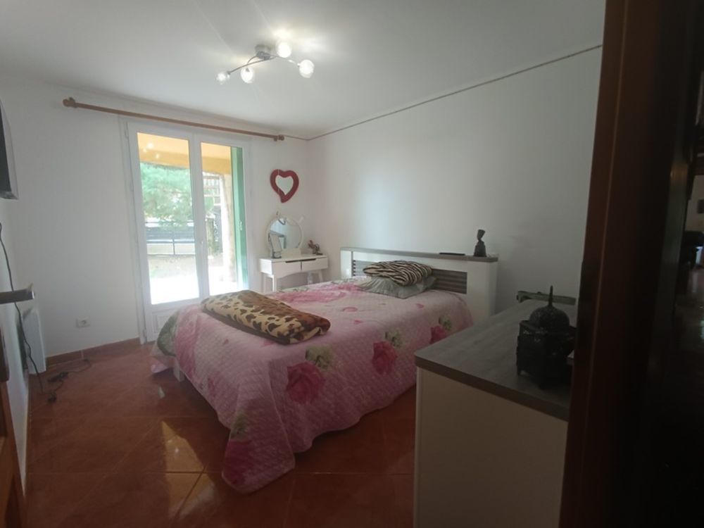 � vendre  Maison Vias (34450)