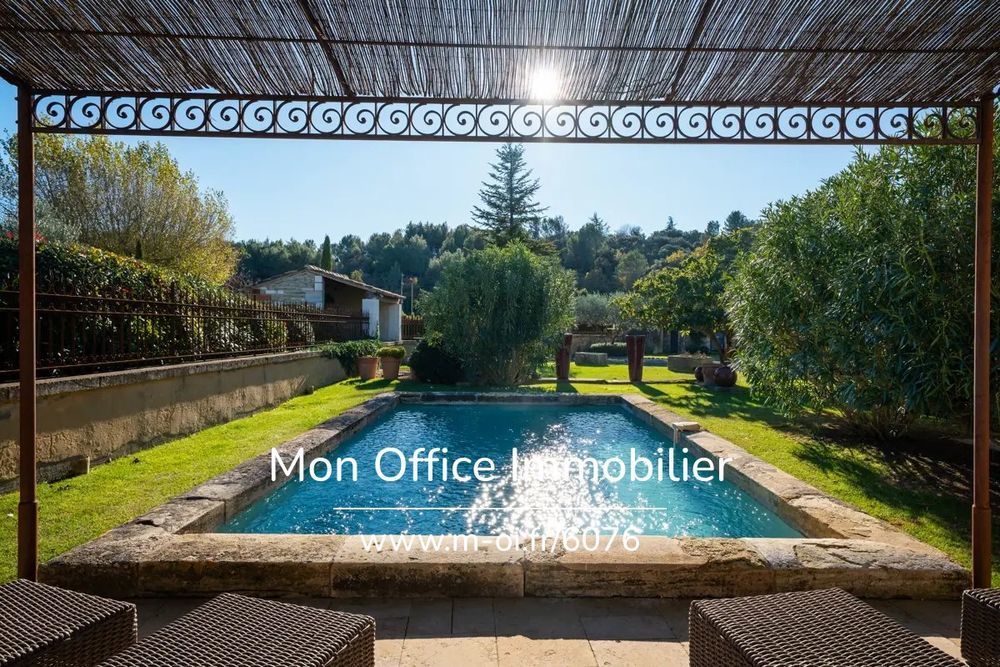 � vendre  Propri�t�/ch�teau M�nerbes (84560)