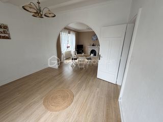  Propri�t�/ch�teau � vendre 8 pi�ces 167 m�