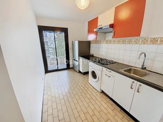  Appartement � vendre 4 pi�ces 74 m�