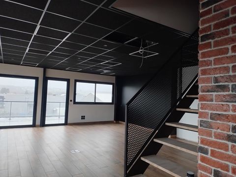 Dpt Savoie (73), &agrave; louer VOGLANS Bureaux 75 m&sup2; 1125 73420 Voglans