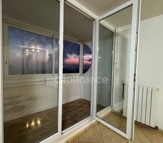  Appartement � vendre 3 pi�ces 84 m�