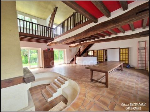   Maison  6 pi�ces, 6 Chambres, salon/salle � manger 72m2, 2 salles de bains, terrain 1247 M2 MALAY LE GRAND (89) Maison - 8 pi�ce(s) - 245 m�