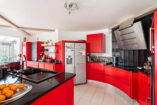  Maison � vendre 10 pi�ces 360 m�