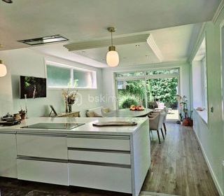  Maison � vendre 8 pi�ces 240 m�