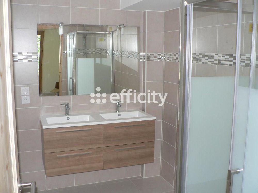 � vendre  Chalet Les Villards-sur-Th�nes (74230)