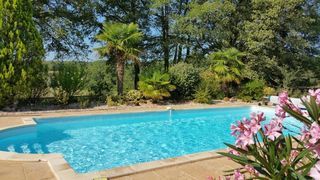  Maison � vendre 9 pi�ces 250 m�