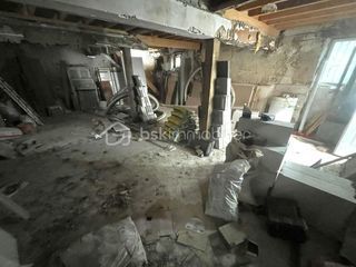  Immeuble � vendre 4 pi�ces 192 m�