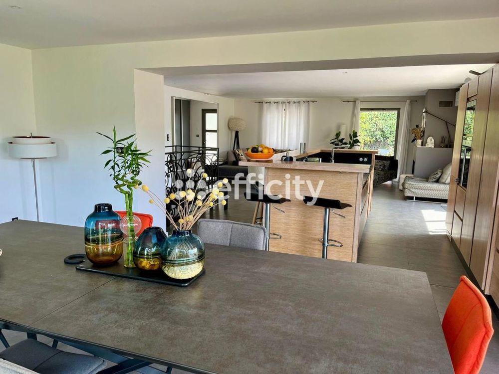 � vendre  Maison Saint-Maximin-la-Sainte-Baume (83470)