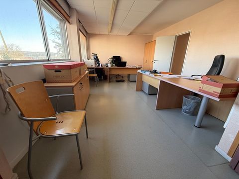 Local/bureau &agrave; vendre MEAUX (77) 290000 77100 Meaux