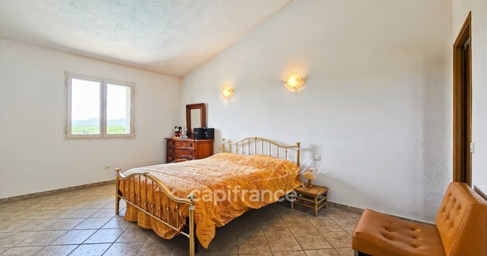 � vendre  Villa Ste Lucie De Porto Vecchio (20144)