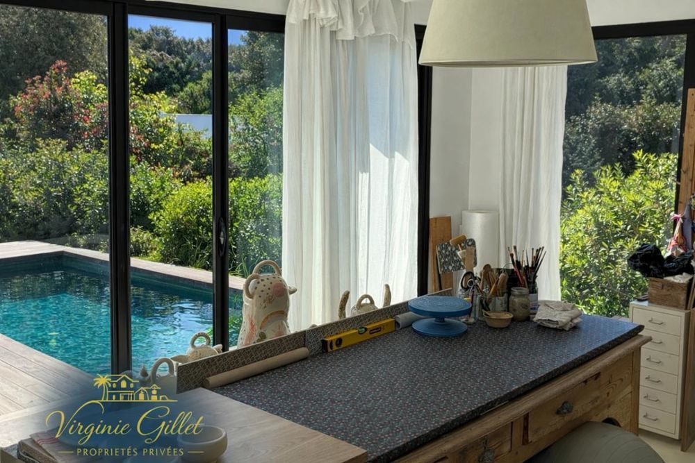 � vendre  Villa Ste Lucie De Porto Vecchio (20144)