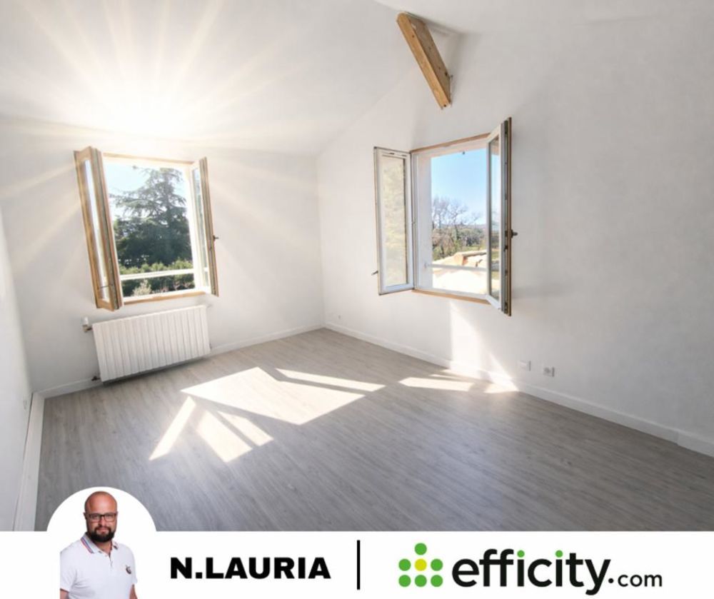 � vendre  Villa Cucuron (84160)