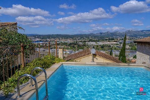   Maison  5 pi�ce(s) 124 m2 avec piscine Maison - 5 pi�ce(s) - 124 m�