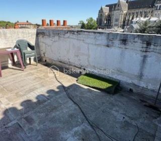  Immeuble � vendre 9 pi�ces 250 m�