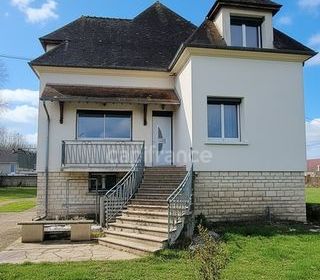  Maison � vendre 10 pi�ces 218 m�