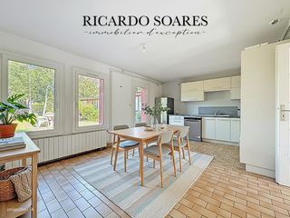  Propri�t�/ch�teau � vendre 10 pi�ces 257 m�