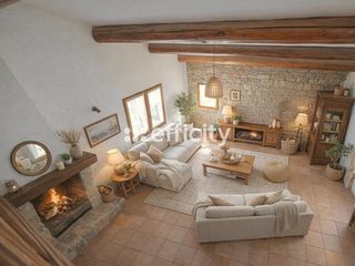  Maison � vendre 4 pi�ces 190 m�