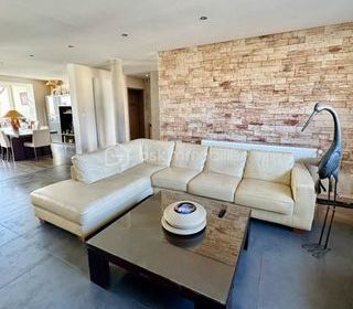  Maison � vendre 10 pi�ces 250 m�