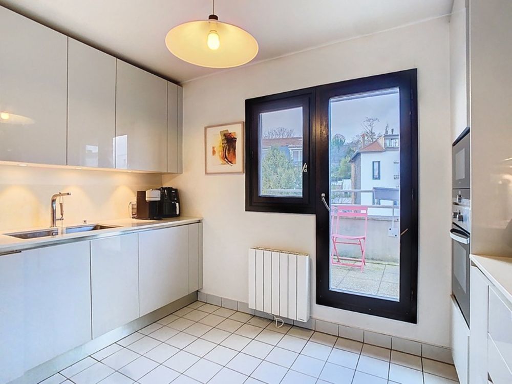 � vendre  Appartement Suresnes (92150)