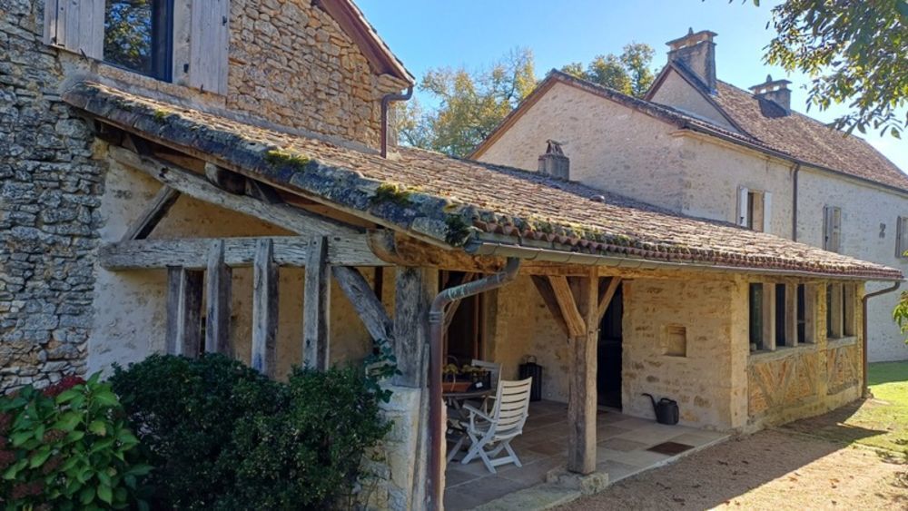 � vendre  Propri�t�/ch�teau P�rigueux (24000)